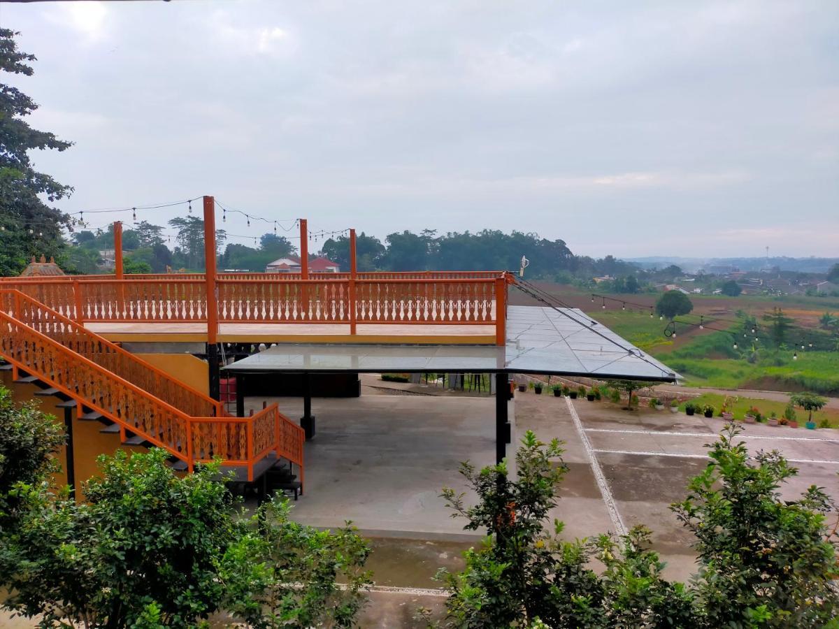Joglo Kumpul Resort Cangkiran ภายนอก รูปภาพ
