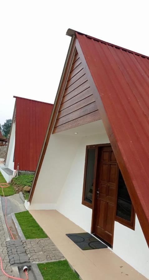 Joglo Kumpul Resort Cangkiran ภายนอก รูปภาพ