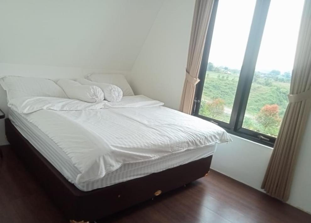 Joglo Kumpul Resort Cangkiran ห้อง รูปภาพ